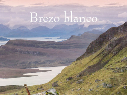 Libro Brezo Blanco: Una preciosa historia de amor ambientada en las idílicas Highlands. Repleta de humor, ternura y pasión y unos desencuentros entre la pareja protagonista llenos de tensión y deseo.