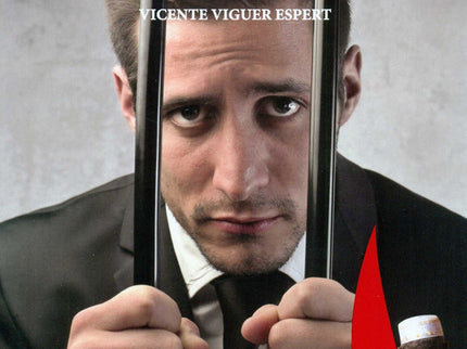 Libro Entre Telas Y Zapatos: Jean Claude Dubois está preso en la cárcel de Colmar, en Alsacia, acusado de intento de ase