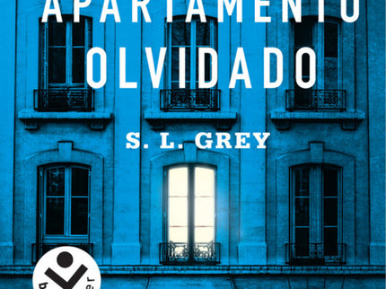 Libro El Apartamento Olvidado: Una escapada perfecta. La llave de un apartamento que abre un oscuro secreto.Mark y Steph están haciendo todo lo posible para seguir adelante con sus vidas, después de que unos ladrones armados irrumpieron en su casa y les apalizaron.