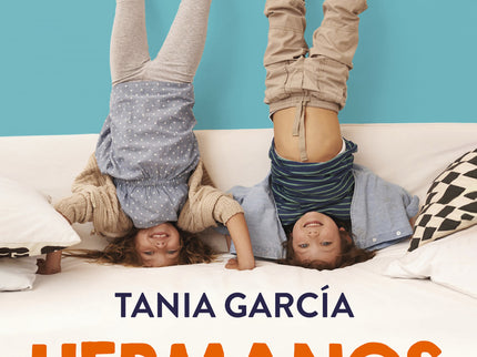 Libro Hermanos: Cómo educar la relación entre tus hijos, por la aclamada autora de Educar sin perder los nervios. «El objetivo de este libro es ayudarte a entender que la relación entre hermanos es de las más importantes que tendrán tus hijos en su vida.» Hermanos explora uno de los vínculos más mágicos y complejos de la vida, y ofrece las herramientas fundamentales para educar la relación entre tus hijos sin gritos ni peleas, dándole a cada hijo lo que necesita.