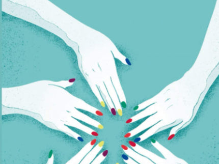 Libro Enhebradas: Enhebradas parte de una estructura polifónica de dieciséis voces femeninas de diferentes edades que bajo una propuesta calidoscópica entran y salen como puntadas de aguja de diferentes colores con la intención de crear un tapiz único. Cada puntada cuenta un pedazo de una historia que complementa o contradice la siguiente.