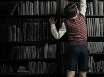 Libro Yo Confieso: Si la tienda de antigüedades de la familia es todo un universo para el niño Adrià, el despacho del pa