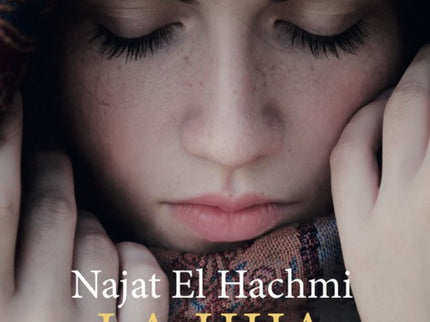 Libro La Hija Extranjera: Una chica nacida en Marruecos y criada en una ciudad del interior de Cataluña llega a las puertas de la vida adulta. A la rebelión personal que atraviesa cualquier joven, ella debe sumarle un dilema: salir o quedarse en el mundo de la inmigración.