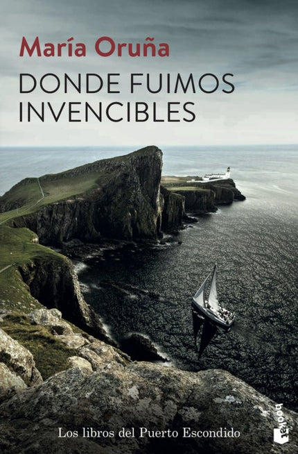 Libro Dónde Fuimos Invencibles: El verano está terminando y la teniente Valentina Redondo está contando los días para empezar sus vacaciones. Pero algo insólito sucede en el centro mismo del pueblo costero de Suances: el jardinero del antiguo Palacio del Amo ha aparecido muerto en el césped de esa enigmática propiedad.