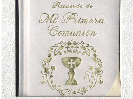 Libro Rdo.primera Comunión: Un precioso regalo de Primera Comunión que contiene un libro de oraciones y un rosario, pres