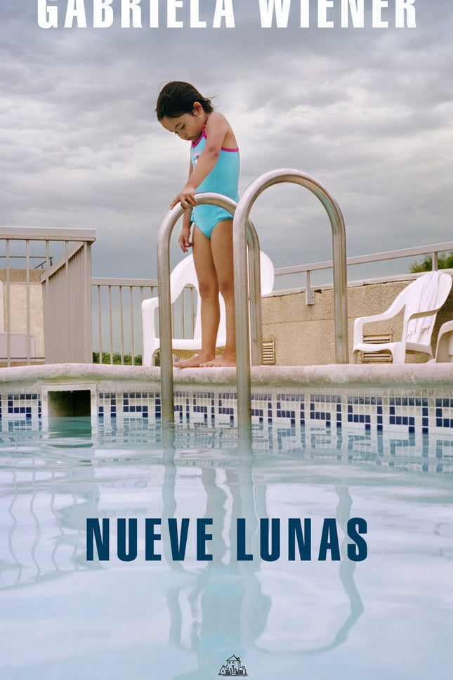 Nueve Lunas