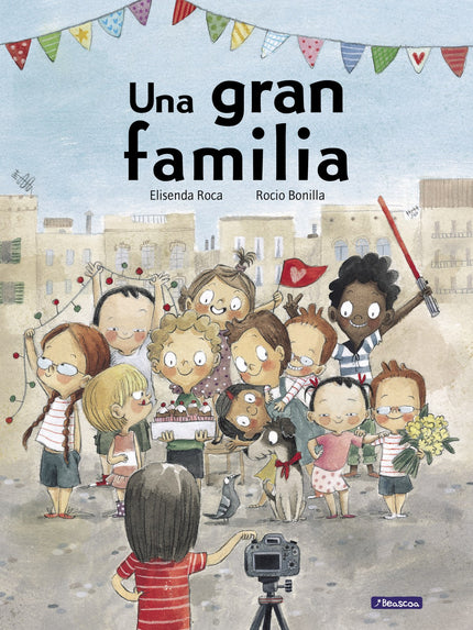 Libro Una Gran Familia: íVen con nosotros a un recorrido por este gran barrio repleto de todo tipo de familias y oficios! íHola!