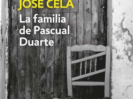 Libro La Familia De Pascual Duarte: La primera novela de Camilo José Cela, hito en la literatura española de la posguerra. La familia de Pascual Duarte vio la luz en 1942 y tuvo un enorme impacto en el panorama literario español del momento.