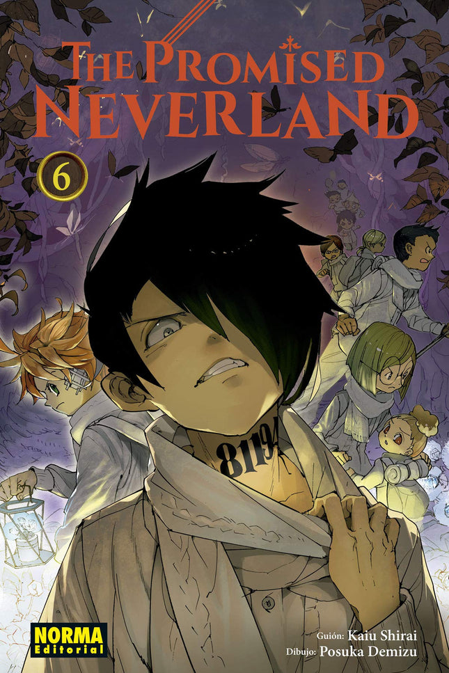 Libro The Promised Neverland 6: íNUEVOS PELIGROS E INESPERADOS ALIADOS! Emma, Ray y los demás han puesto en marcha su plan de fuga y, ahora, se enfrentan al verdadero peligo Pero una misteriosa muchacha acudirá en su ayuda.