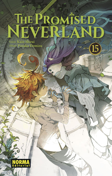 Libro The Promised Neverland 15: EMMA SE SINCERA CON NORMAN Y SE EMBARCA CON RAY PARA REFORMULAR LA PROMESA Mientras va progresando el plan de hacer colapsar a la sociedad de los demonios y así asegurar la libertad de los niños comestibles, Emma va descubriendo la oscuridad que habita en el corazón de los humanos que claman venganza. Pero lo que ella busca es todo lo contrario, un camino por el que ni humanos ni demonios tengan que salir lastimados.