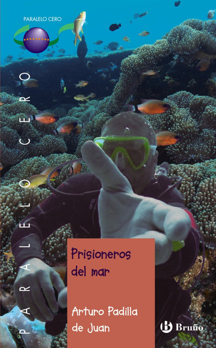 Libro Prisioneros Del Mar: Una preciosa playa parece el escenario perfecto para disfrutar de una bella puesta de sol o d