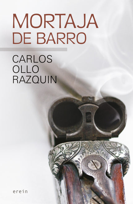 Libro Mortaja De Barro: Las aguas cubren la memoria. Bajo el embalse se encuentra el antiguo pueblo de Eugi, anegado en nombre del progreso.