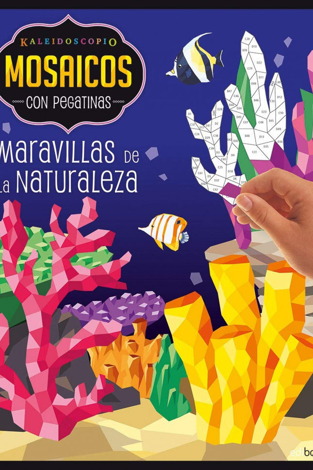 Libro Maravillas De La Naturaleza: Sumérgete en el complicado mundo del arte kaleidoscópico. Estos exquisitos libros presentan diseños geométricos de espectaculares monumentos, maravillas y ejemplos de la flora y la fauna que puedes completar con cientos de pegatinas de diferentes formas.