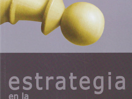 Libro Estrategias De La Apertura Ii: Aunque tradicionalmente se la relaciona con el medio juego, la estrategia está presente en las tres fases de la partida de ajedrez: la APERTURA, el MEDIO JUEGO y el FINAL. A lo largo de esta colección de 8 volúmenes, el autor nos proporciona herramientas fundamentales para mejorar el pensamiento estratégico en cada una de las fases de la partida, con resultados contundentes y completos.