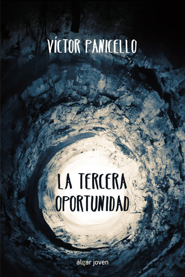 Libro La Tercera Oportunidad: Vivo en una nebulosa espesa, borrosa? Algunos me llaman payasa, delincuente, borracha? y, 