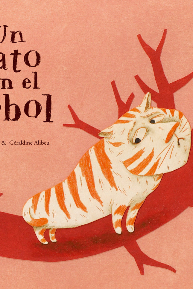 Libro Un Gato En El árbol: Un gato perseguido por un perro se sube a un árbol muy alto y luego no es capaz de bajar. Los que pasan junto al árbol suben también con la intención de ayudar;pero la cosa se complica cada vez más y la solidaridad de bomberos, vecinos y parientes acaba por ser un obstáculo para el árbol, que ya no soporta tanto peso...