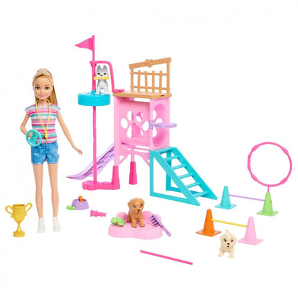 BARBIE STACIE AL RESCATE PARQUE PARA CACHORROS HRM10