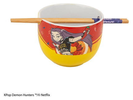 Las guerreras K-pop Bol de Ramen con Palillos Mira Spice Queen