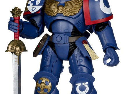 Warhammer 40,000 Total War Figura 3rd Company Lieutenant (Ultramarines) 18 cm