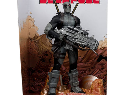 Marvel Collection Estatua PVC 1/6 Deadpool (Deadpool #1)(Grey Suit Chase) 27 cm