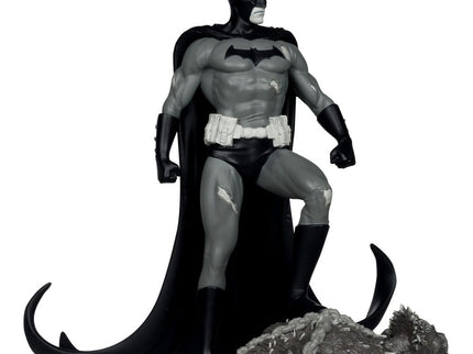 DC Direct Estatua 1/10 Batman by Bjorn Barends (Black White) 18 cm